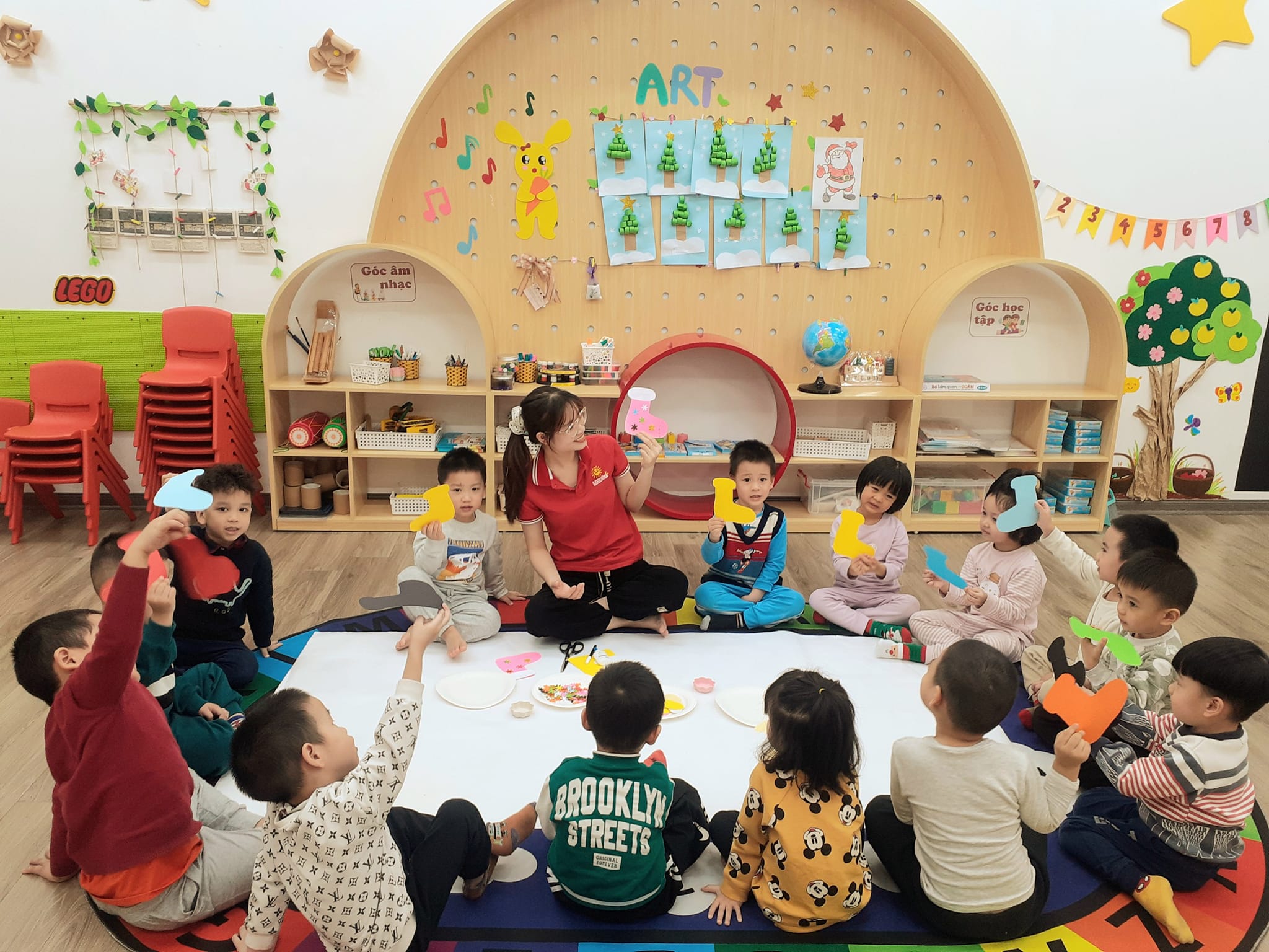 ĐIỀU KÌ DIỆU TRONG NHỮNG CHIẾC TẤT